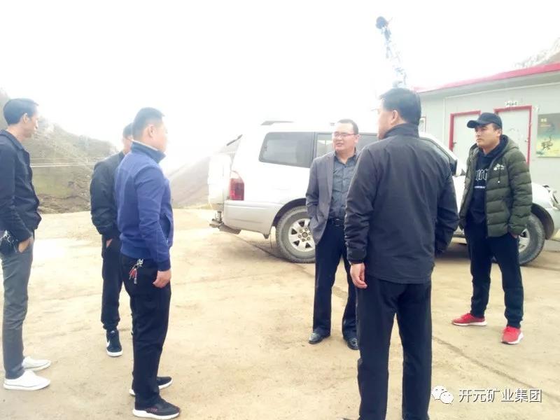 科學(xué)發(fā)展 統(tǒng)籌兼顧 穩(wěn)步生產(chǎn)│州、縣國(guó)土資源局領(lǐng)導(dǎo)赴興海銅鑫進(jìn)行年檢